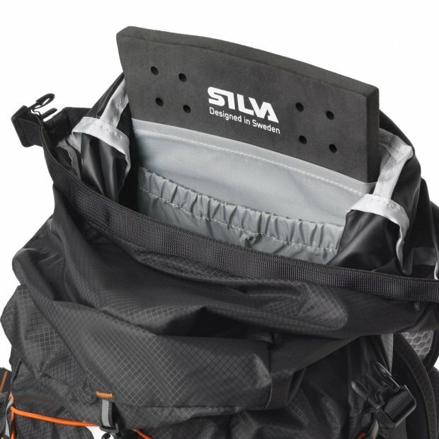 Mochila Silva Strive Mountain Pack 23+3L M/L